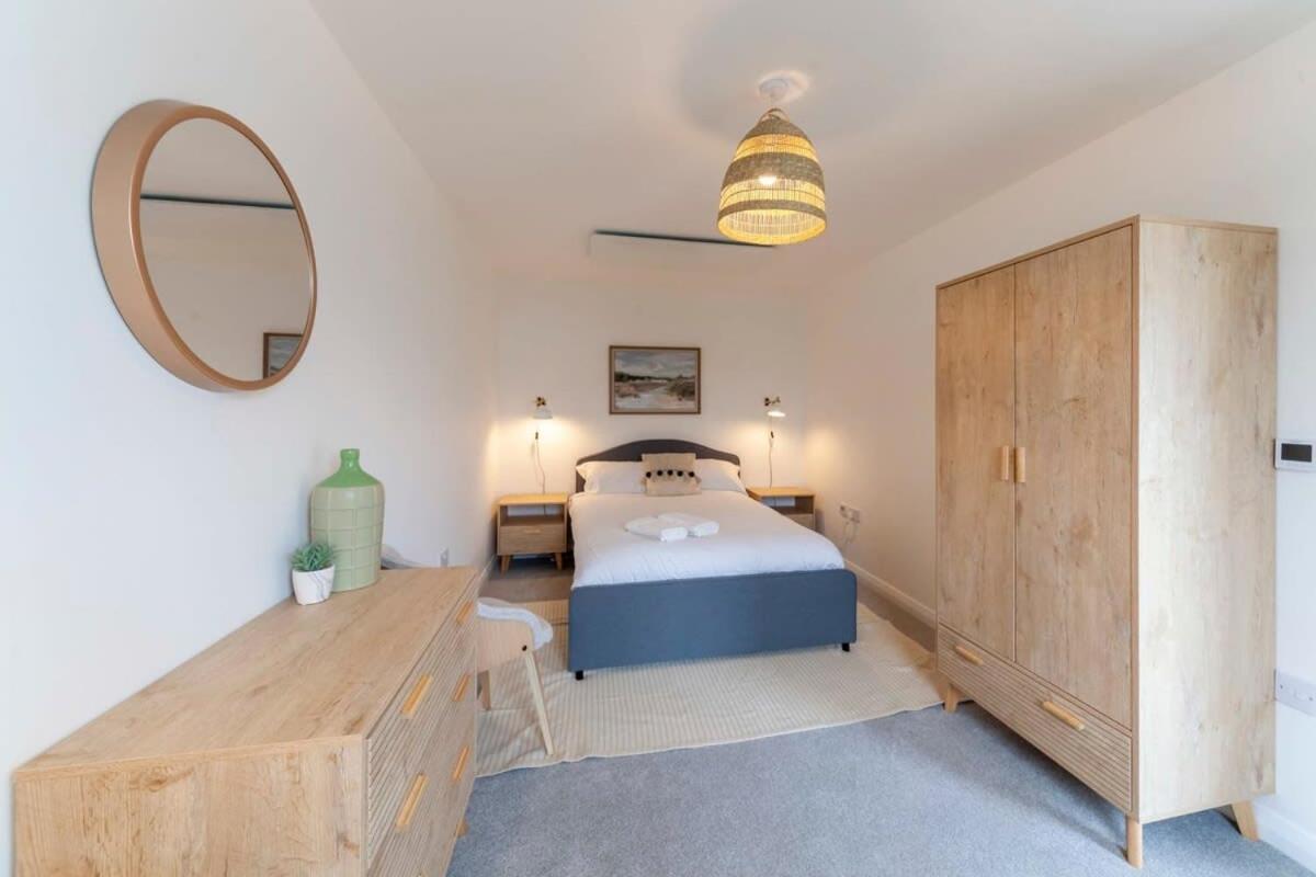 Contemporary 1 Bedroom Apartment In Ashford Ashford  Exteriör bild