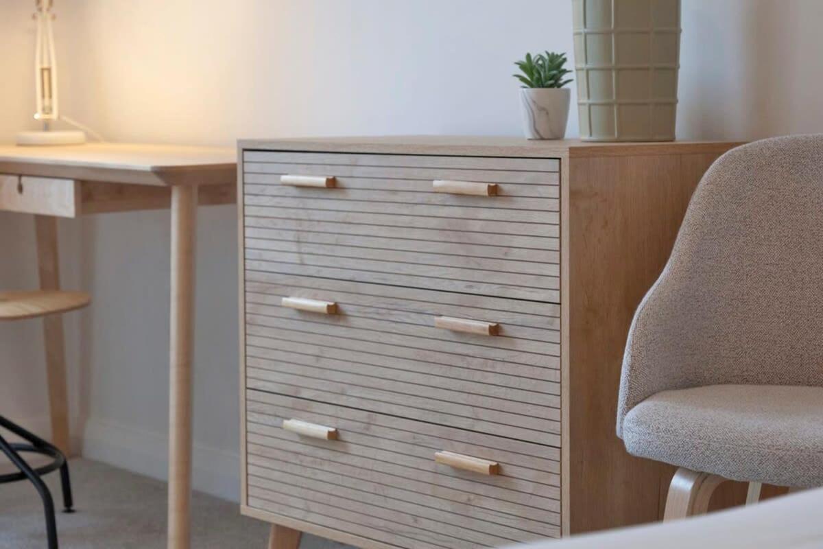 Contemporary 1 Bedroom Apartment In Ashford Ashford  Exteriör bild